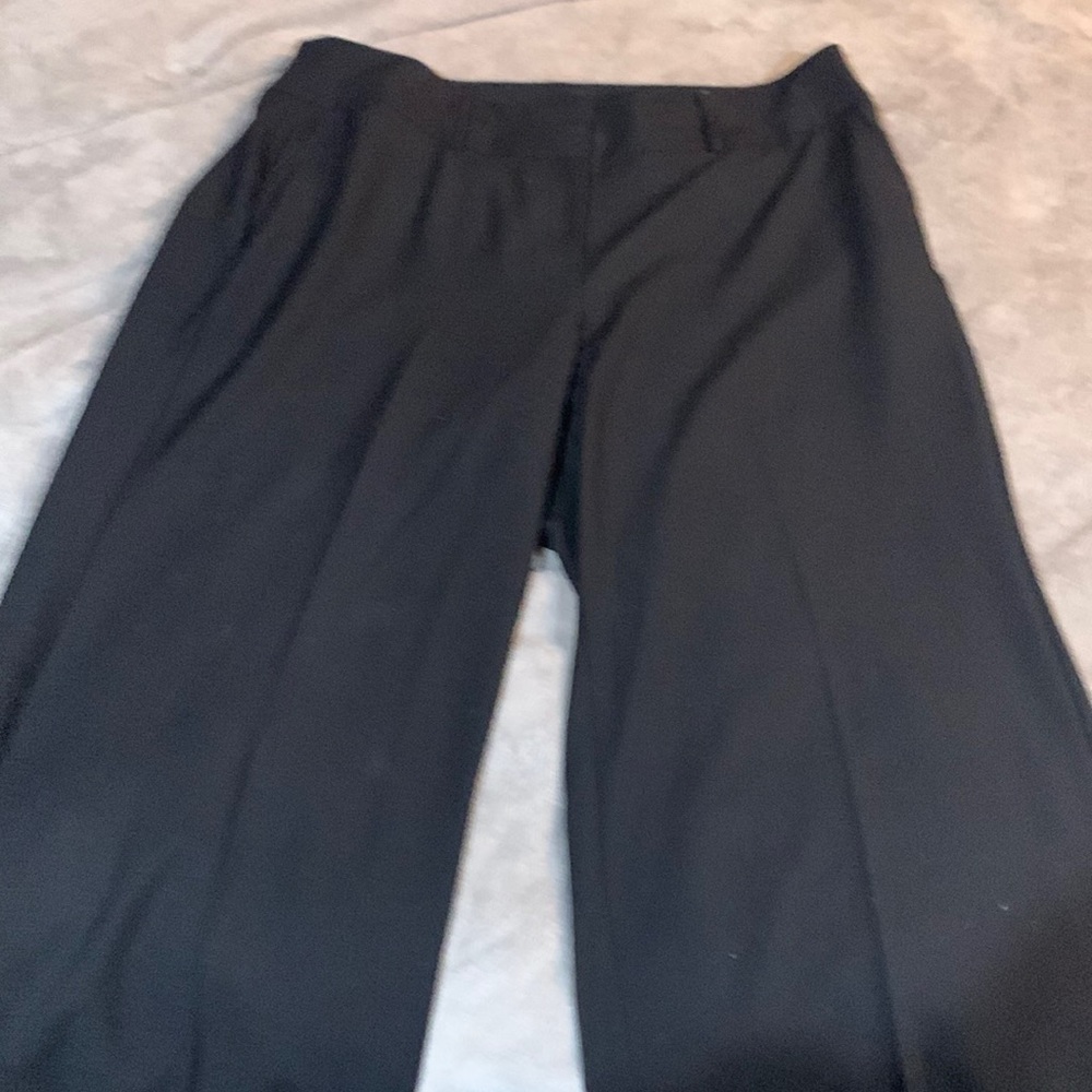 Beautiful, black dress pants!!!!!!!   A MUST HAVE!!!!